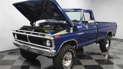 The bright Ford Racing valve covers are a dead giveaway. . 1976 ford f250 highboy 4x4